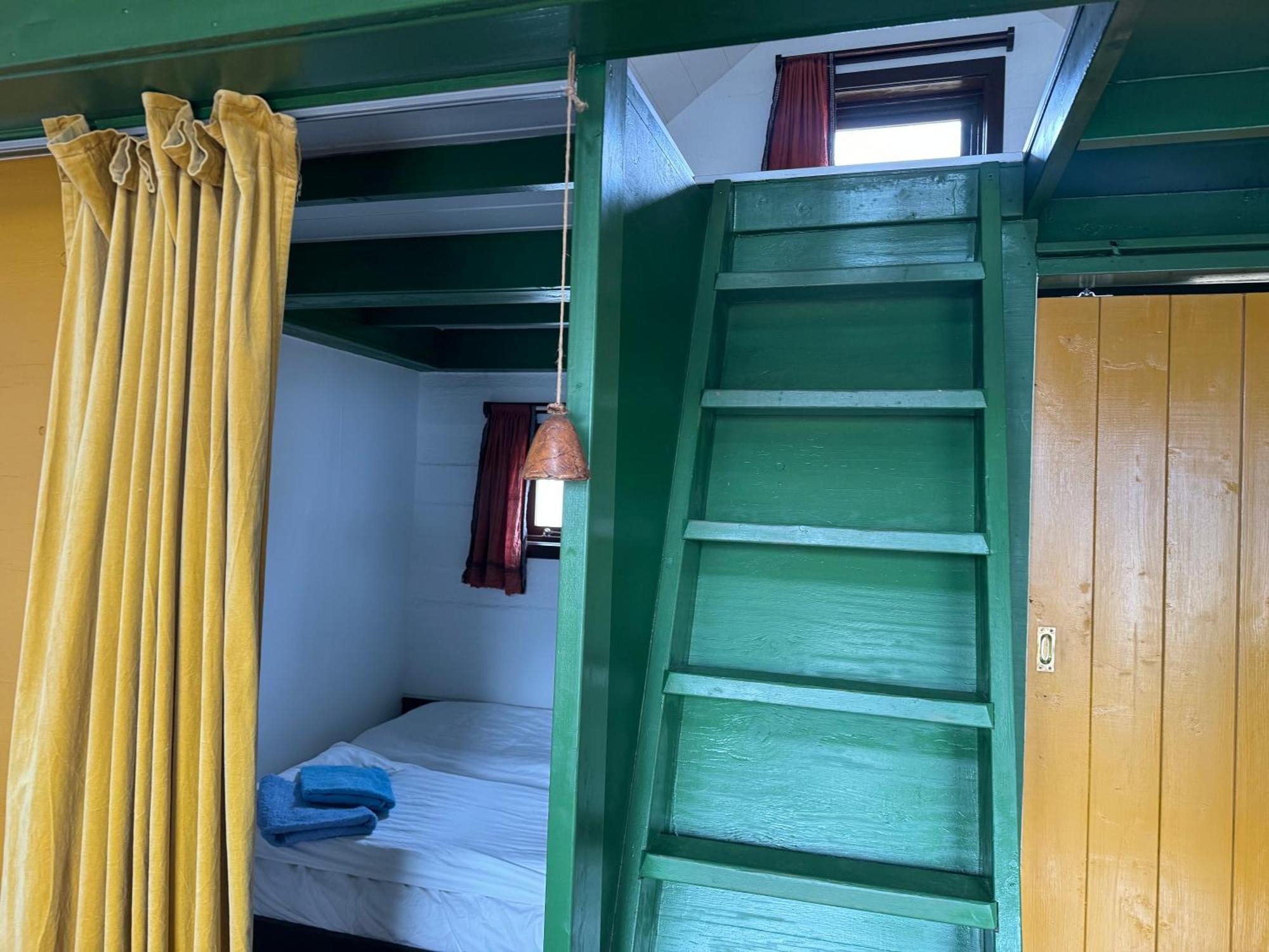 Berunes Hi Hostel エクステリア 写真