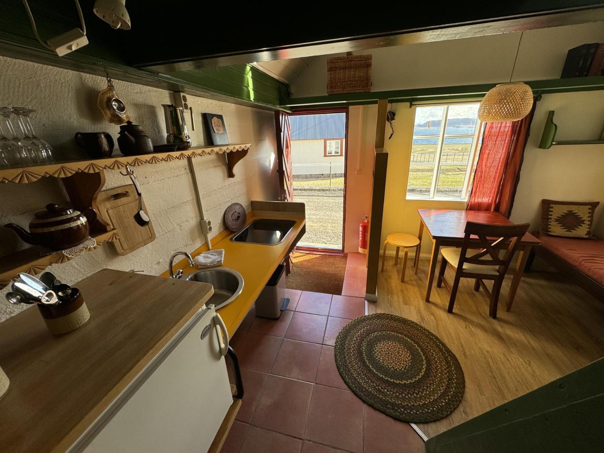 Berunes Hi Hostel エクステリア 写真